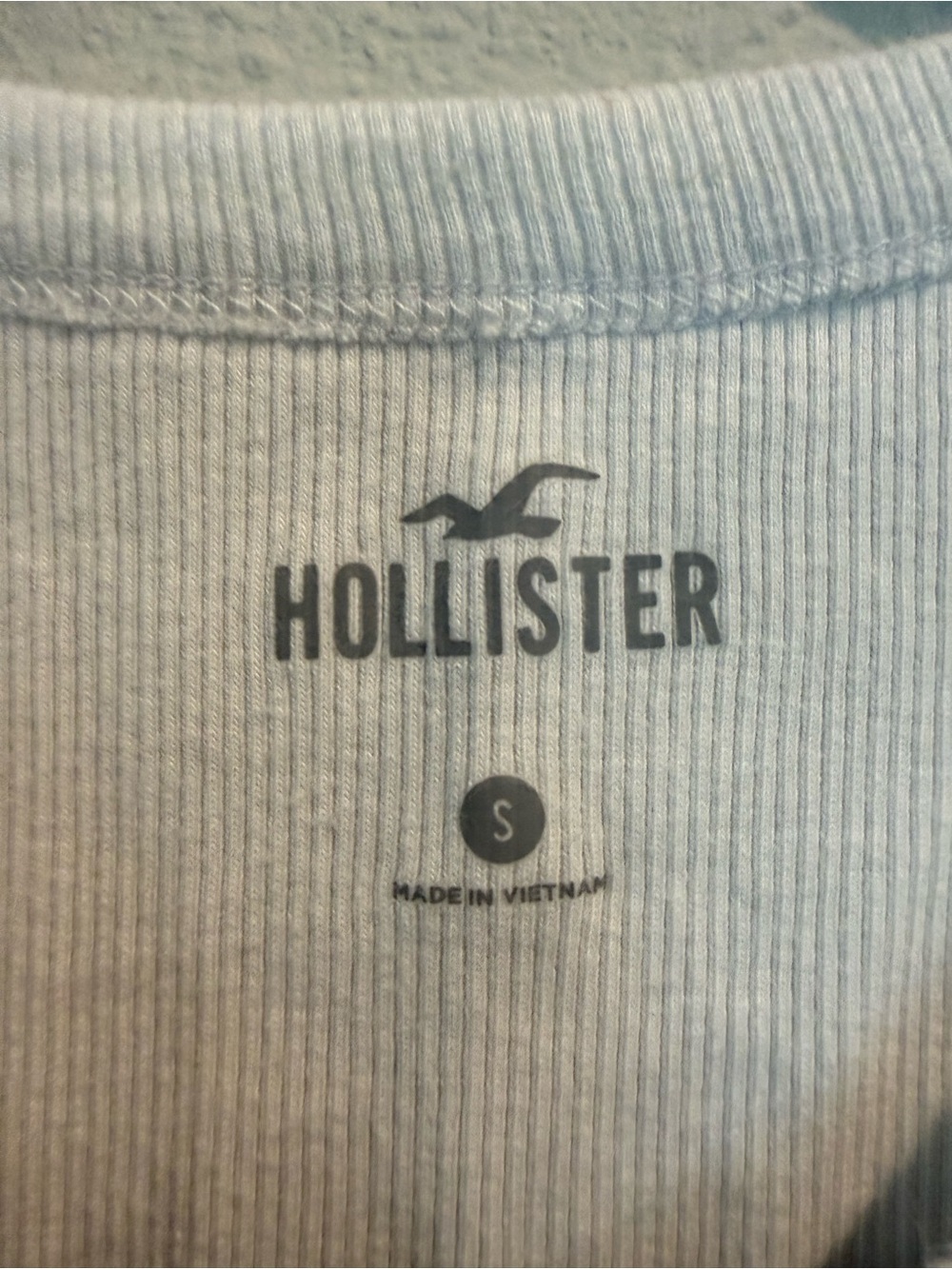 Hollister Light Gray Ribbed Tank Top - Picture 3 of 4